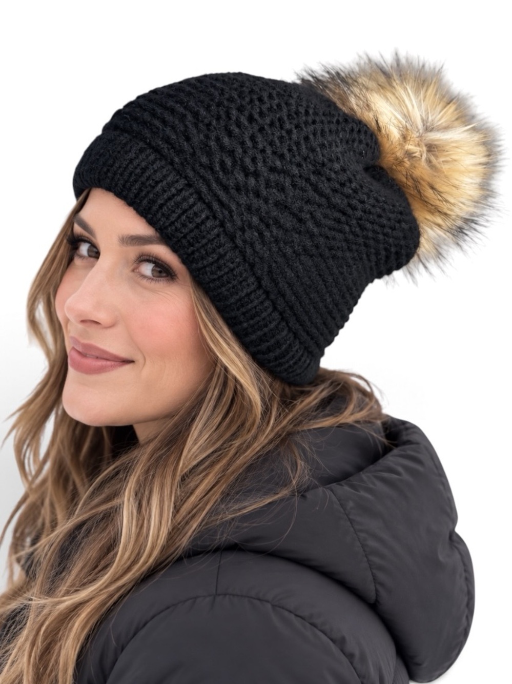 Kyi Kyi Canada Black Chunky Knit Faux Fur Pom Beanie NWT